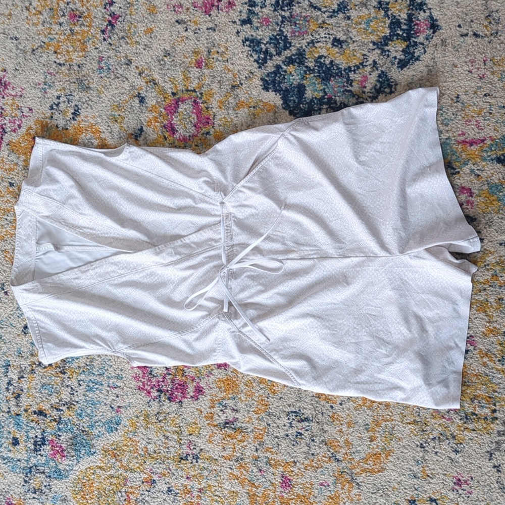 Athleta Romper White Women's Size XXS V Neck Atheisure Wear